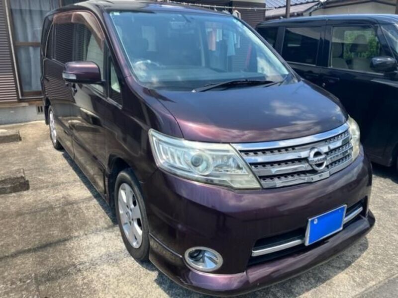 NISSAN SERENA