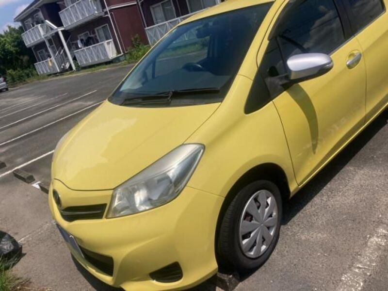 TOYOTA VITZ