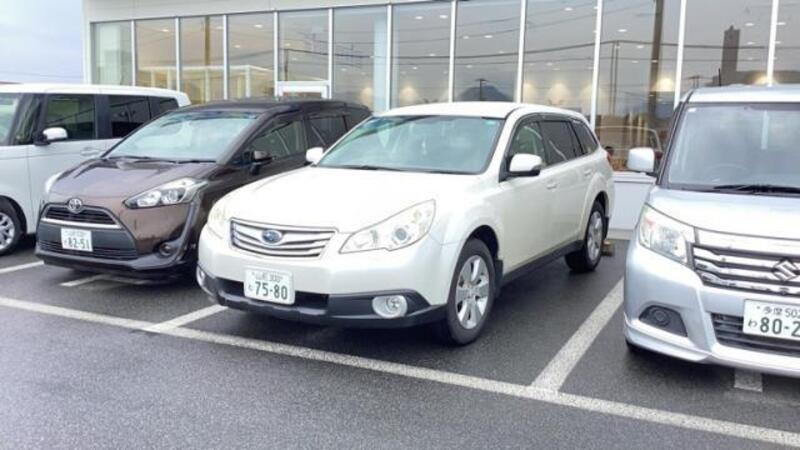 SUBARU LEGACY OUTBACK