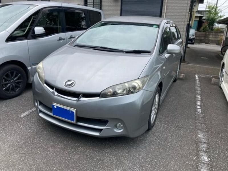 TOYOTA WISH