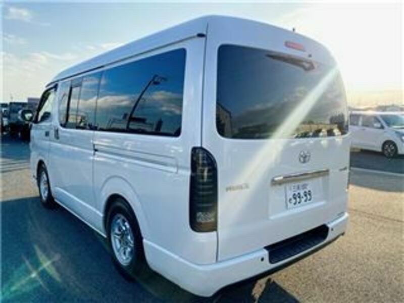 HIACE-1