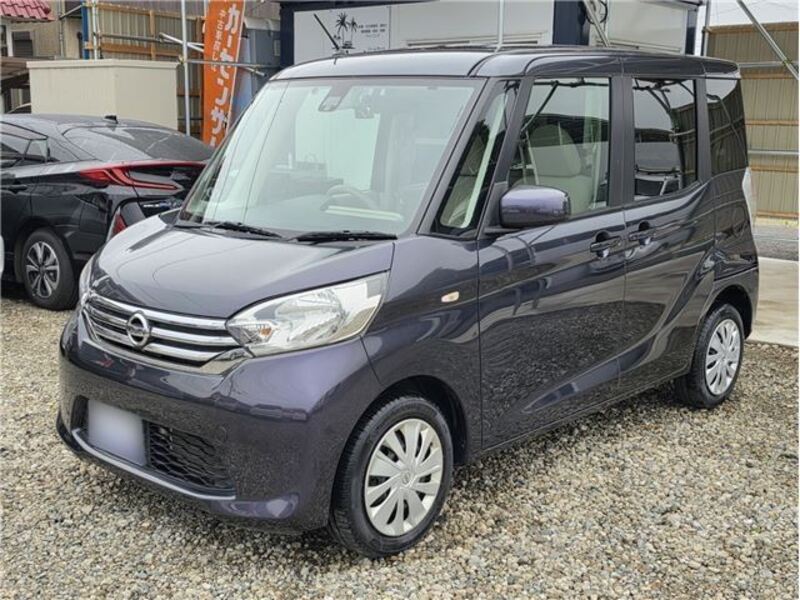 NISSAN DAYZ ROOX