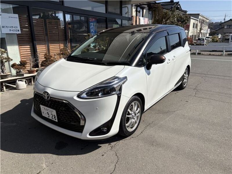TOYOTA SIENTA