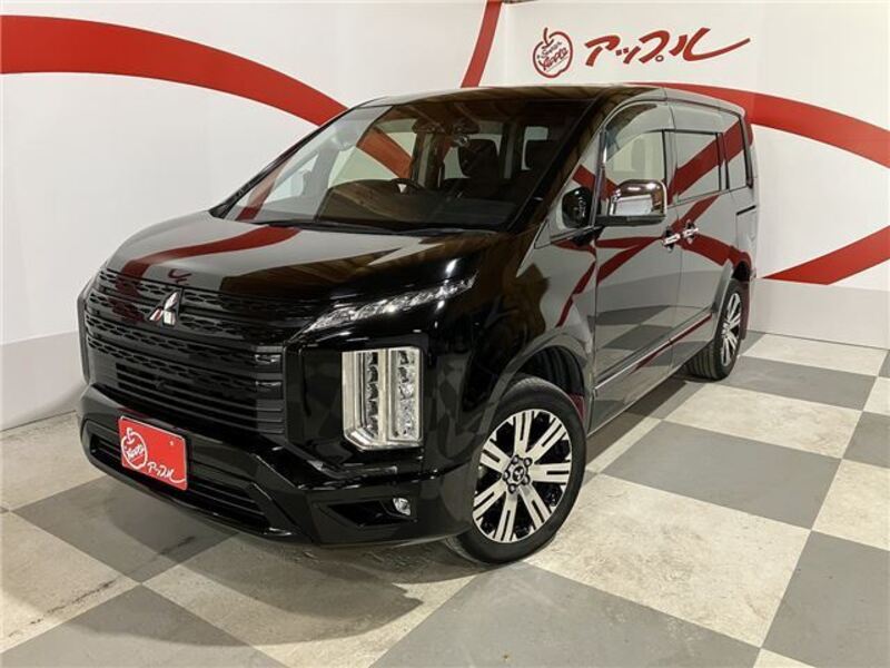 MITSUBISHI DELICA D5
