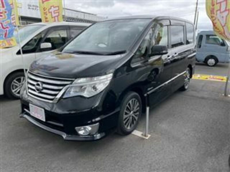 NISSAN　SERENA