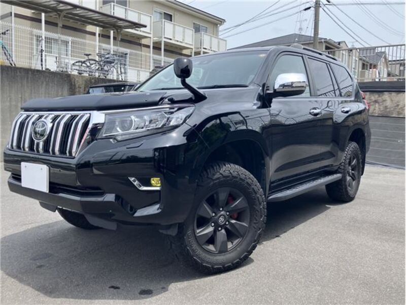 TOYOTA LAND CRUISER PRADO