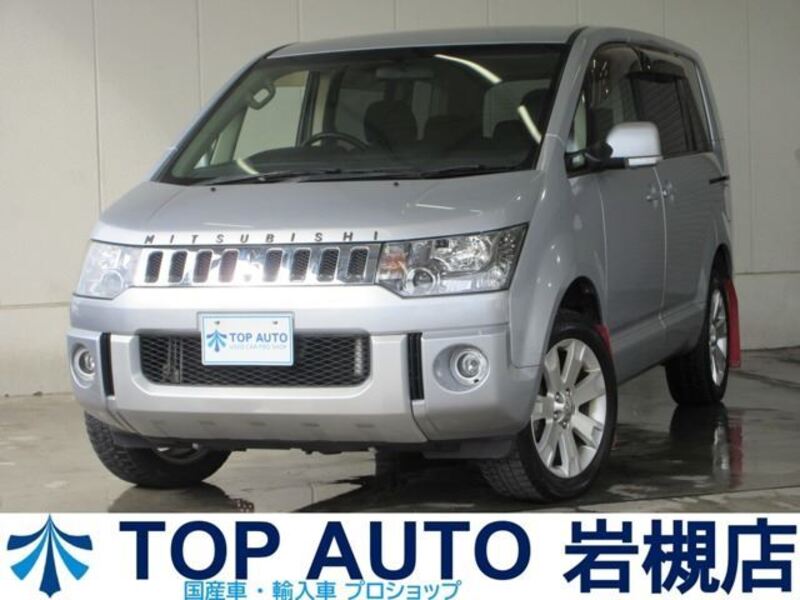 MITSUBISHI DELICA D5