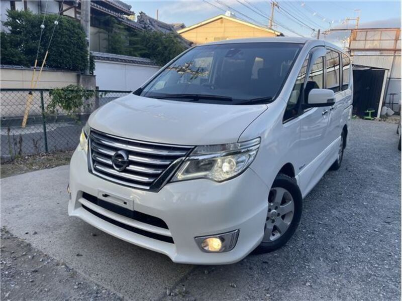 NISSAN SERENA