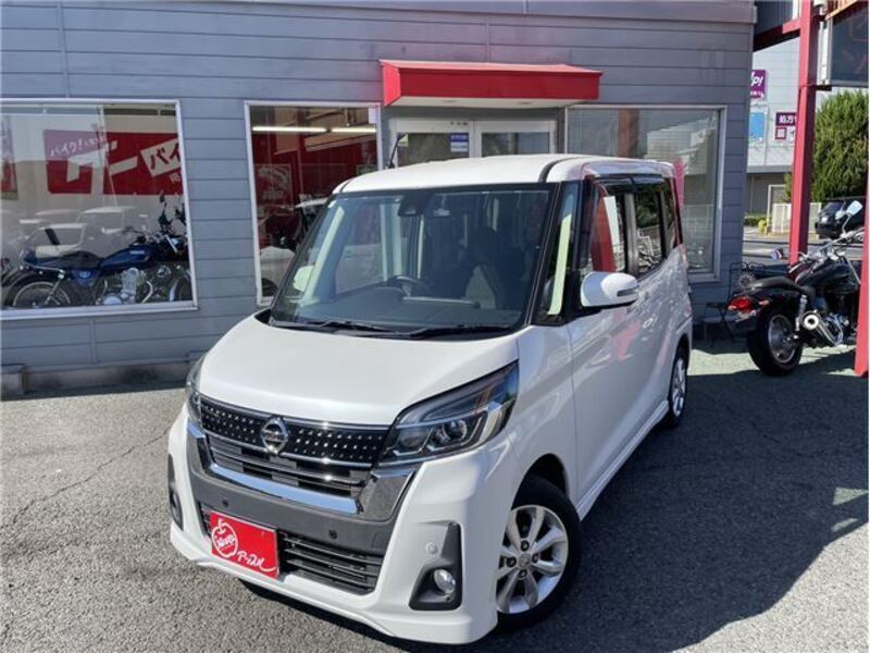 NISSAN DAYZ ROOX