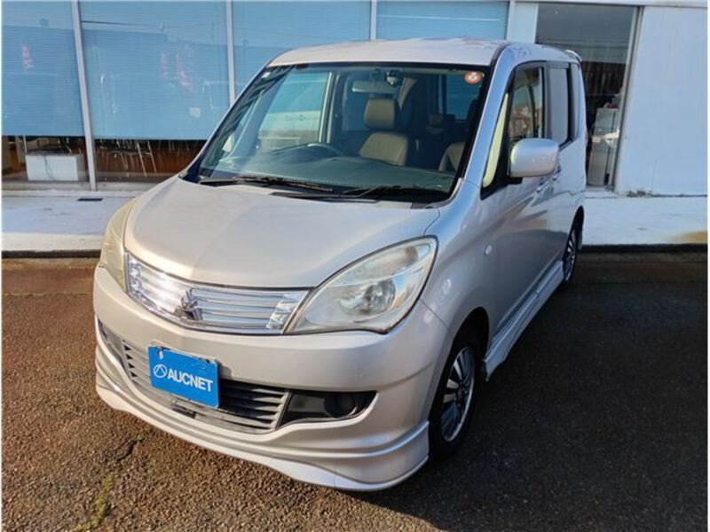MITSUBISHI DELICA