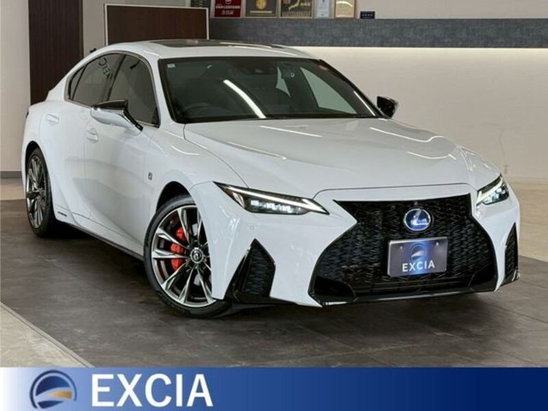LEXUS IS