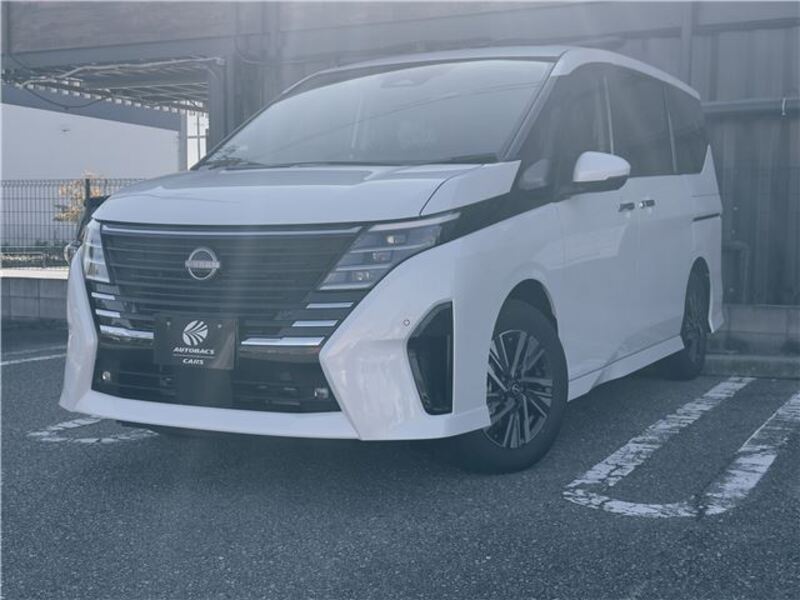 NISSAN SERENA