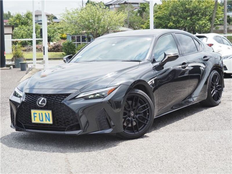 LEXUS IS