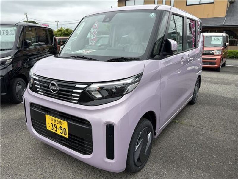 NISSAN ROOX