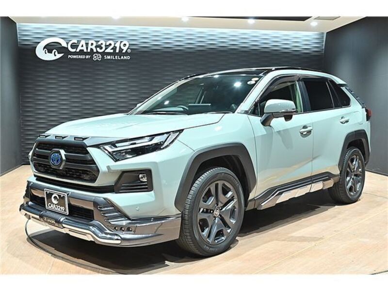 TOYOTA RAV4