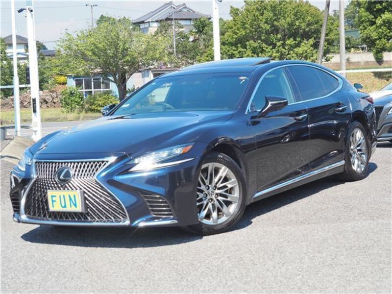 LEXUS LS