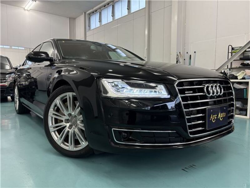 AUDI A8