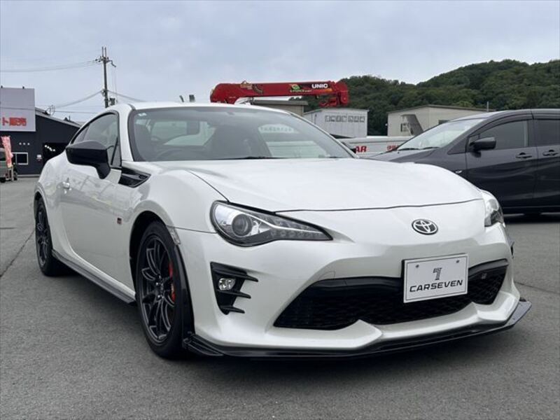 TOYOTA 86