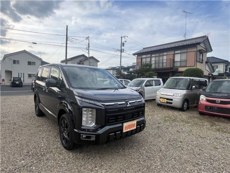 MITSUBISHI DELICA D5
