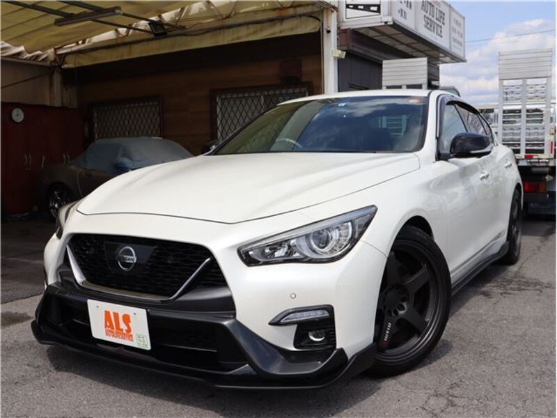 NISSAN SKYLINE