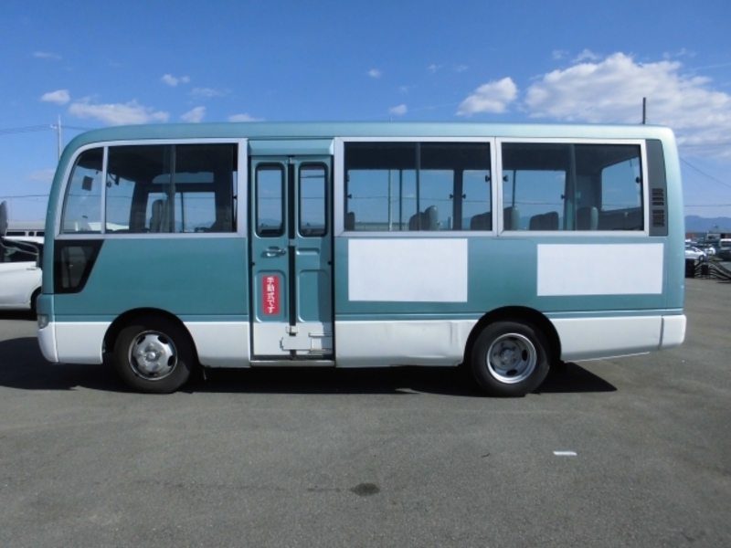CIVILIAN BUS-10