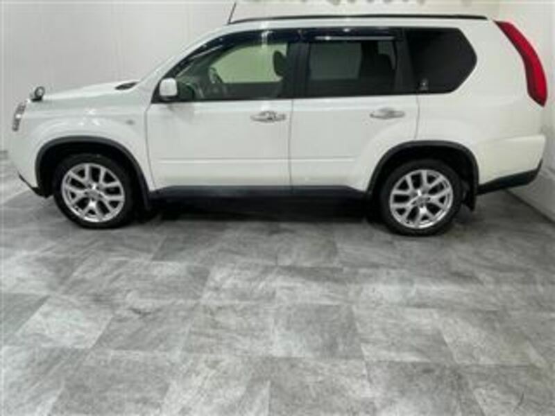 X-TRAIL-2