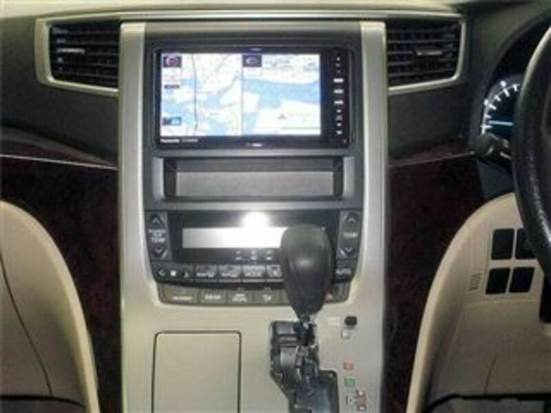 ALPHARD-13