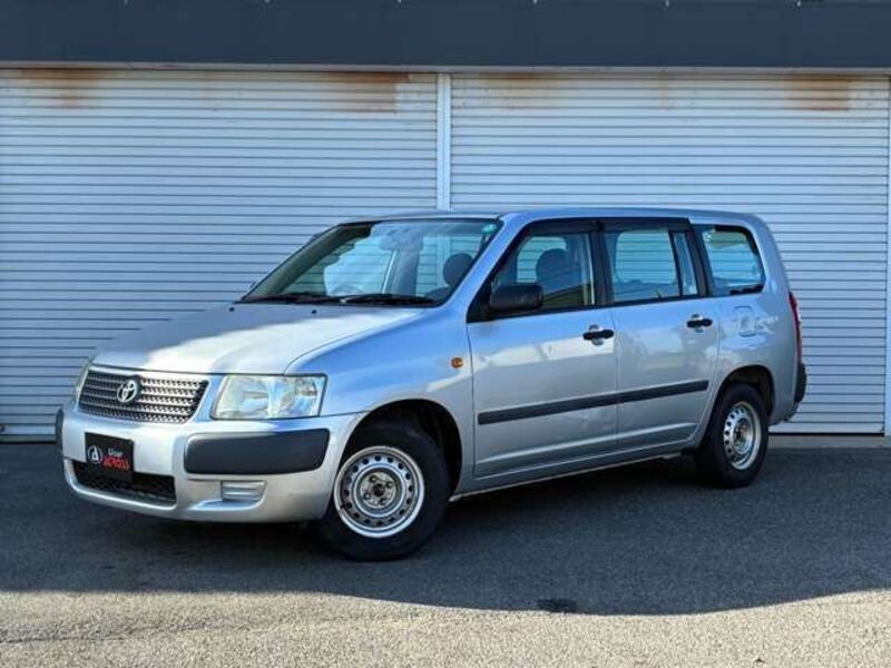 TOYOTA SUCCEED VAN