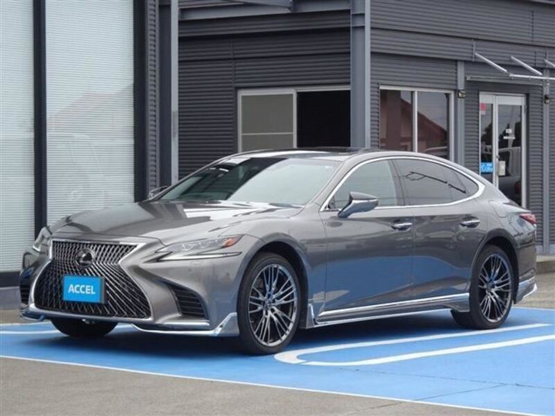 LEXUS LS
