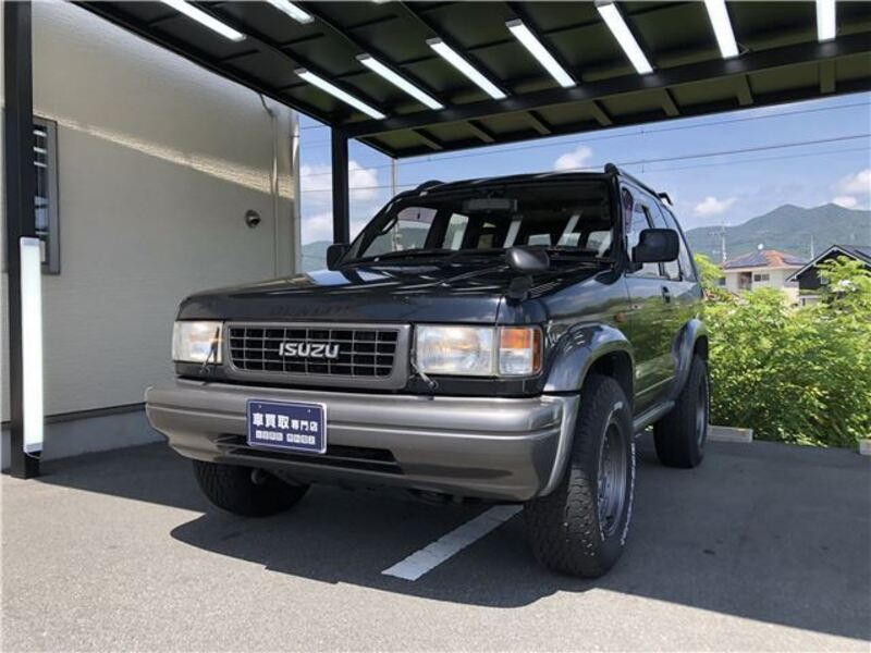 ISUZU BIGHORN