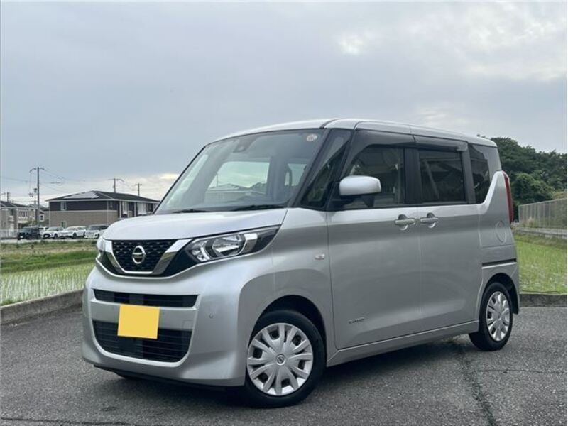 NISSAN ROOX