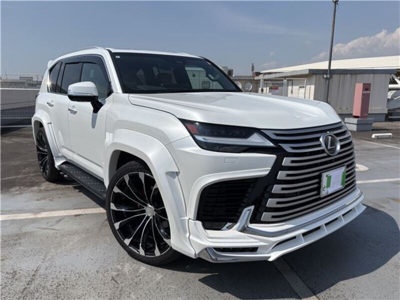LEXUS LX