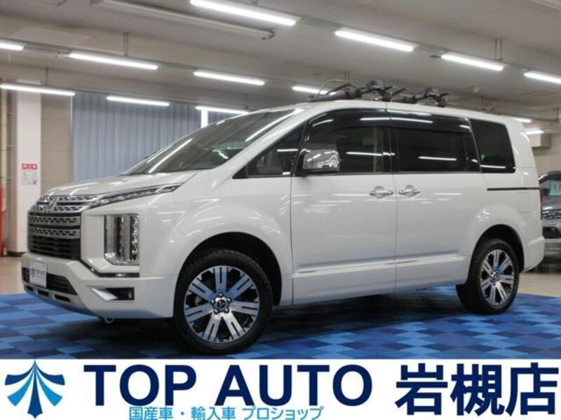 MITSUBISHI DELICA D5