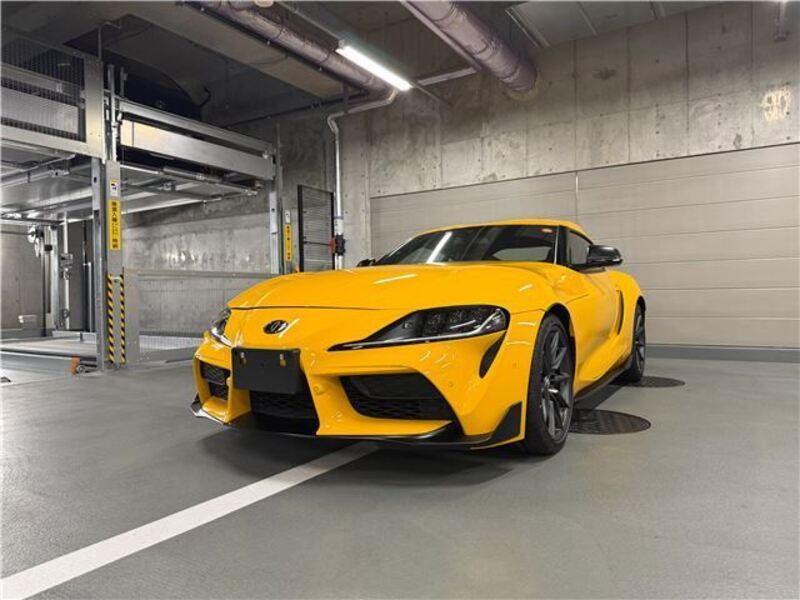 TOYOTA SUPRA