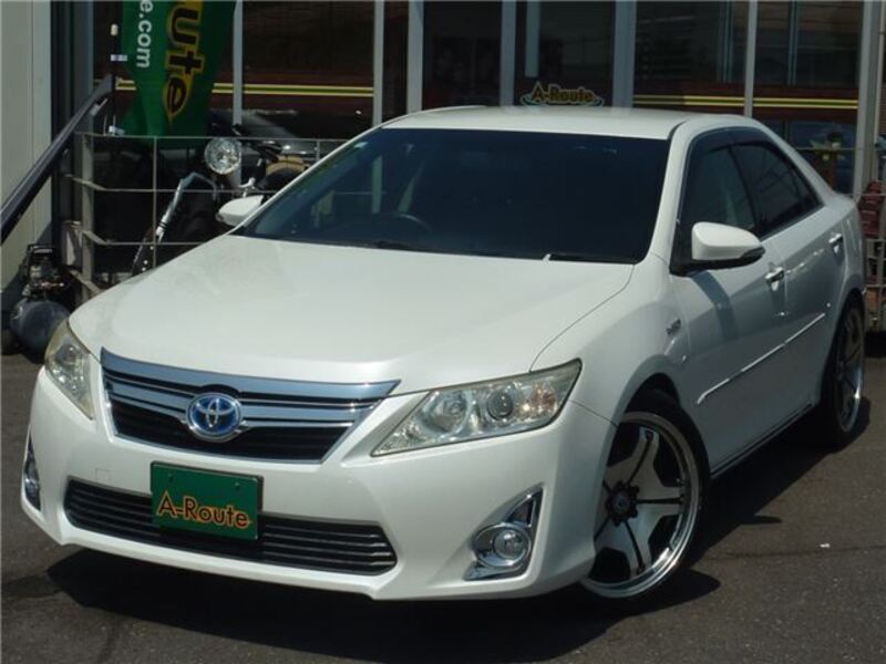 TOYOTA CAMRY