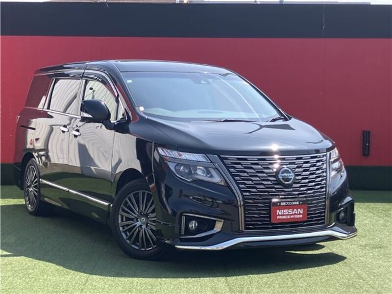 NISSAN ELGRAND