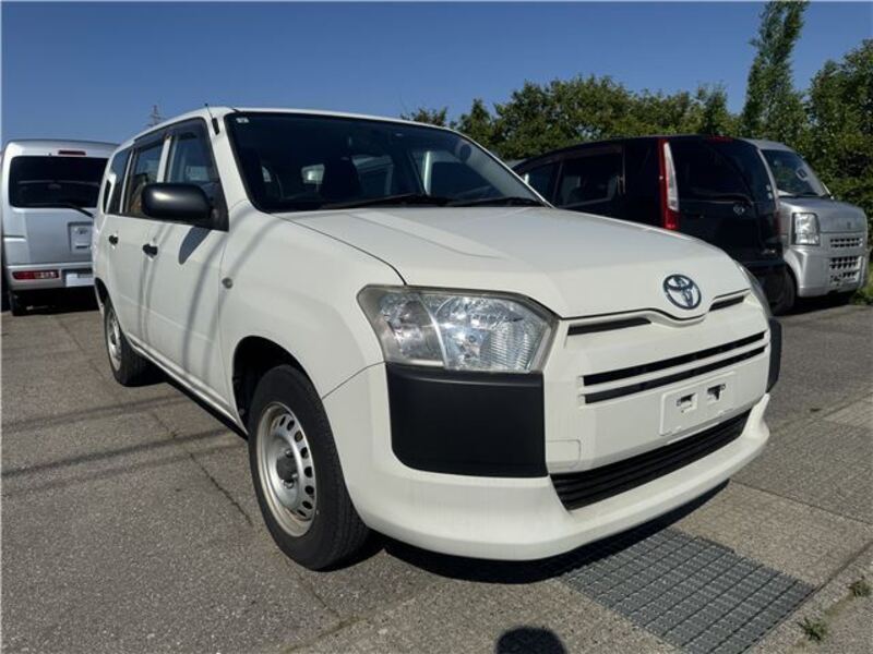TOYOTA SUCCEED VAN