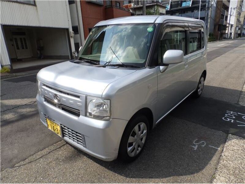 DAIHATSU MOVE CONTE