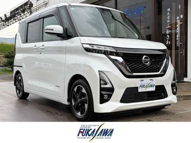 NISSAN ROOX
