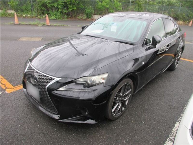 LEXUS IS