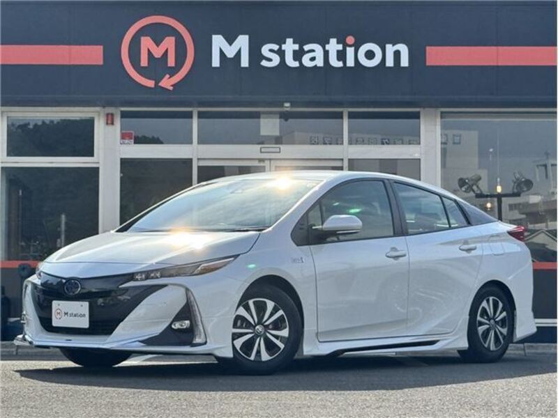 TOYOTA PRIUS PHV
