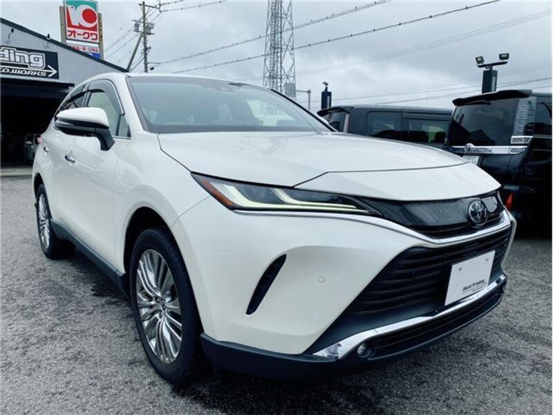 TOYOTA HARRIER