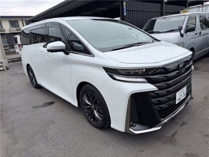 TOYOTA VELLFIRE