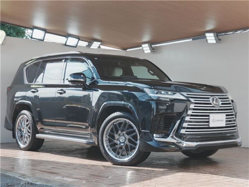 LEXUS LX