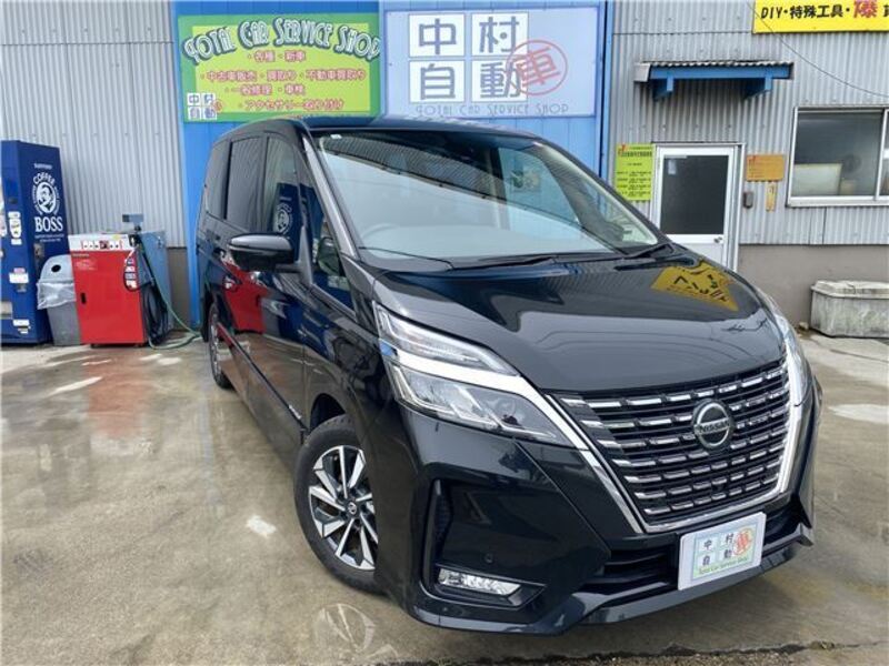 NISSAN SERENA