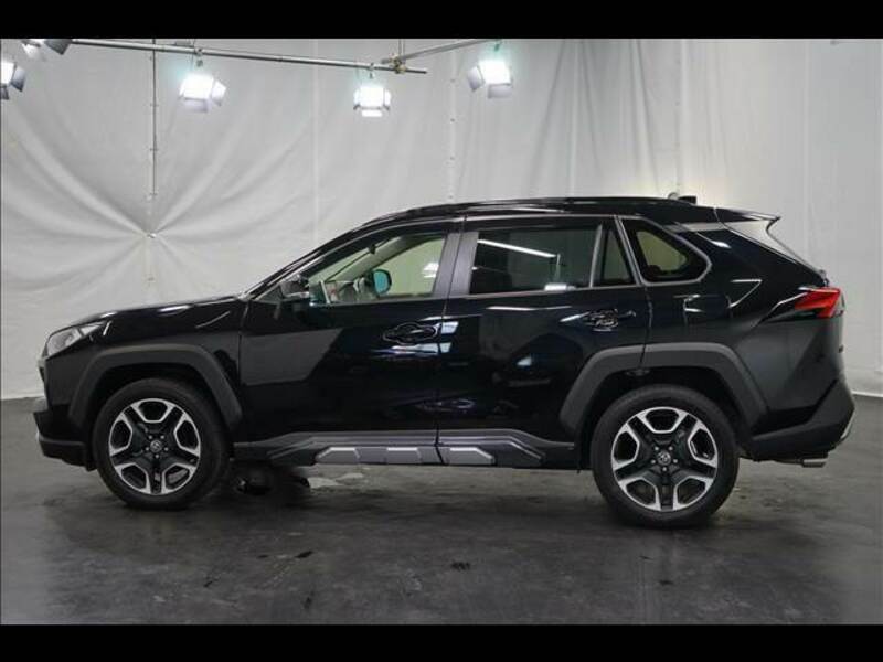 RAV4