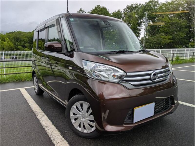 NISSAN DAYZ ROOX