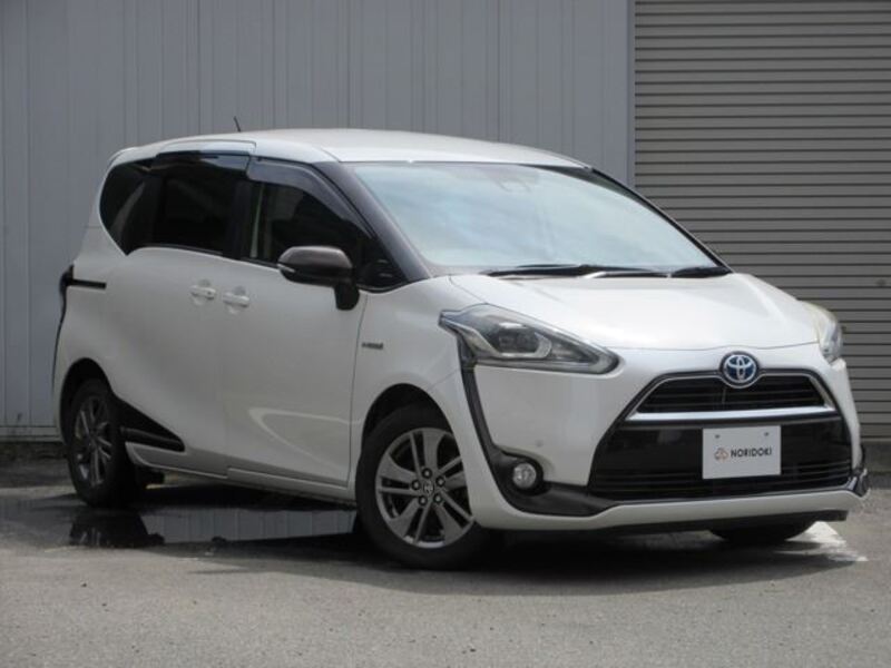 TOYOTA SIENTA