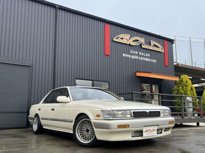 NISSAN LAUREL