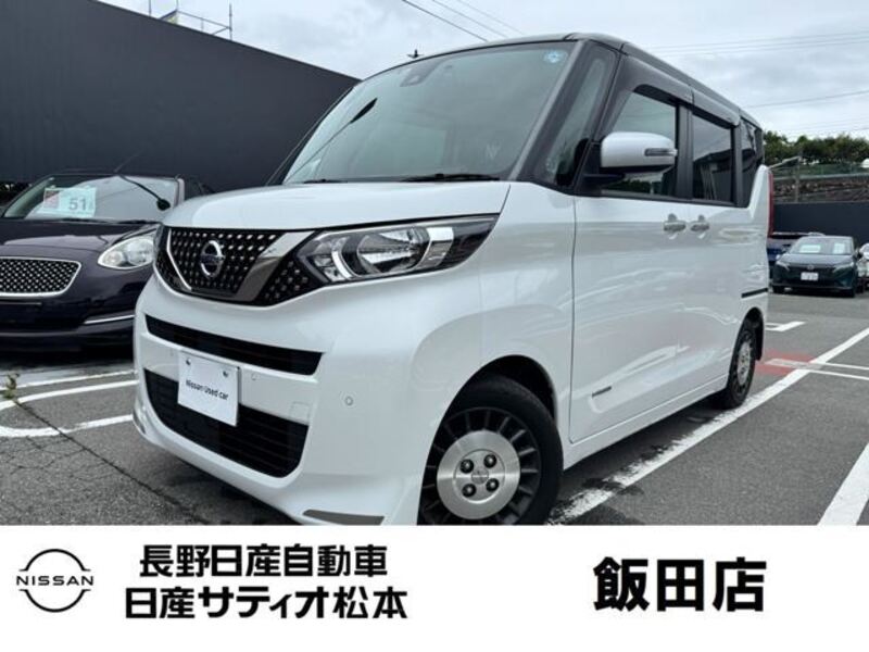 NISSAN ROOX